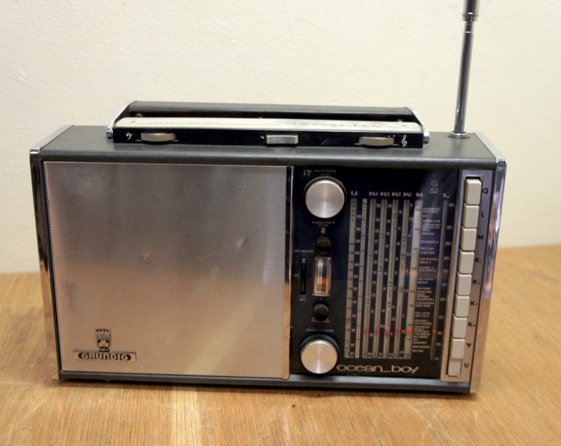 RADIO MONDIALE TRANSISTOR GRUNDIG OCEAN BOY 3000 FONCTIONNE VINTAGE