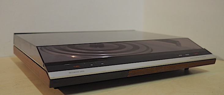 Bang & Olufsen Beogram 2200 – Classic Audio