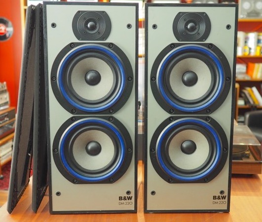 B&W DM 220 – Classic Audio