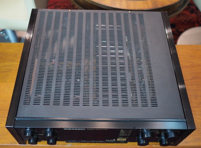 MARANTZ PM-84 / QUARTER A + AVSS / VERY GOOD CONDITION
