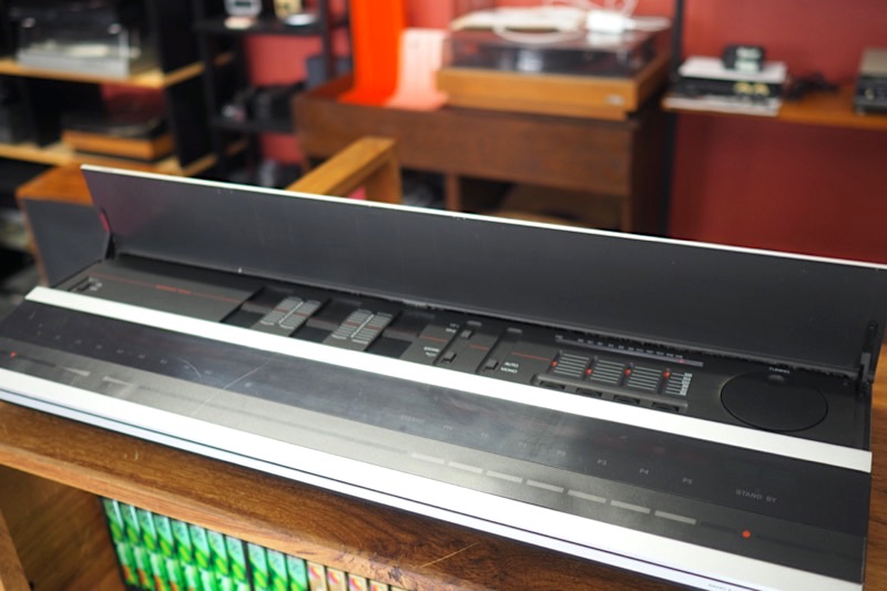 Bang & Olufsen Beomaster 2000 – Classic Audio