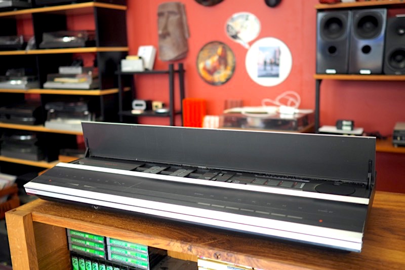 Bang & Olufsen Beomaster 2000 – Classic Audio