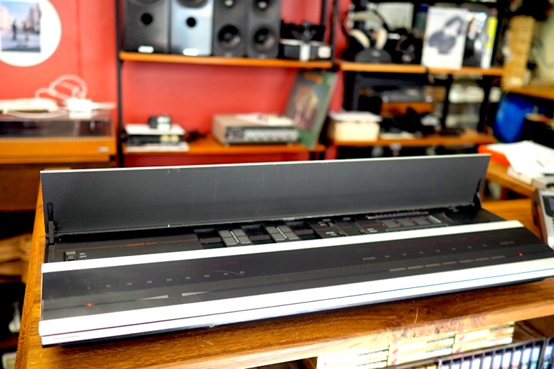 Bang & Olufsen Beomaster 2000 – Classic Audio