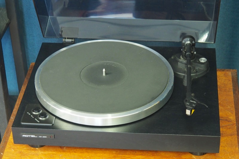 Rotel RP-855 – Classic Audio