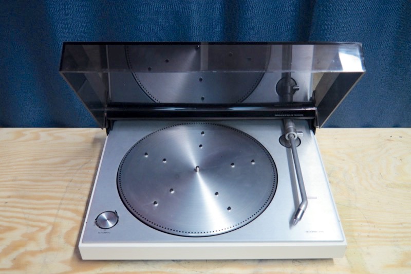 Bang & Olufsen Beogram 2000 – Classic Audio