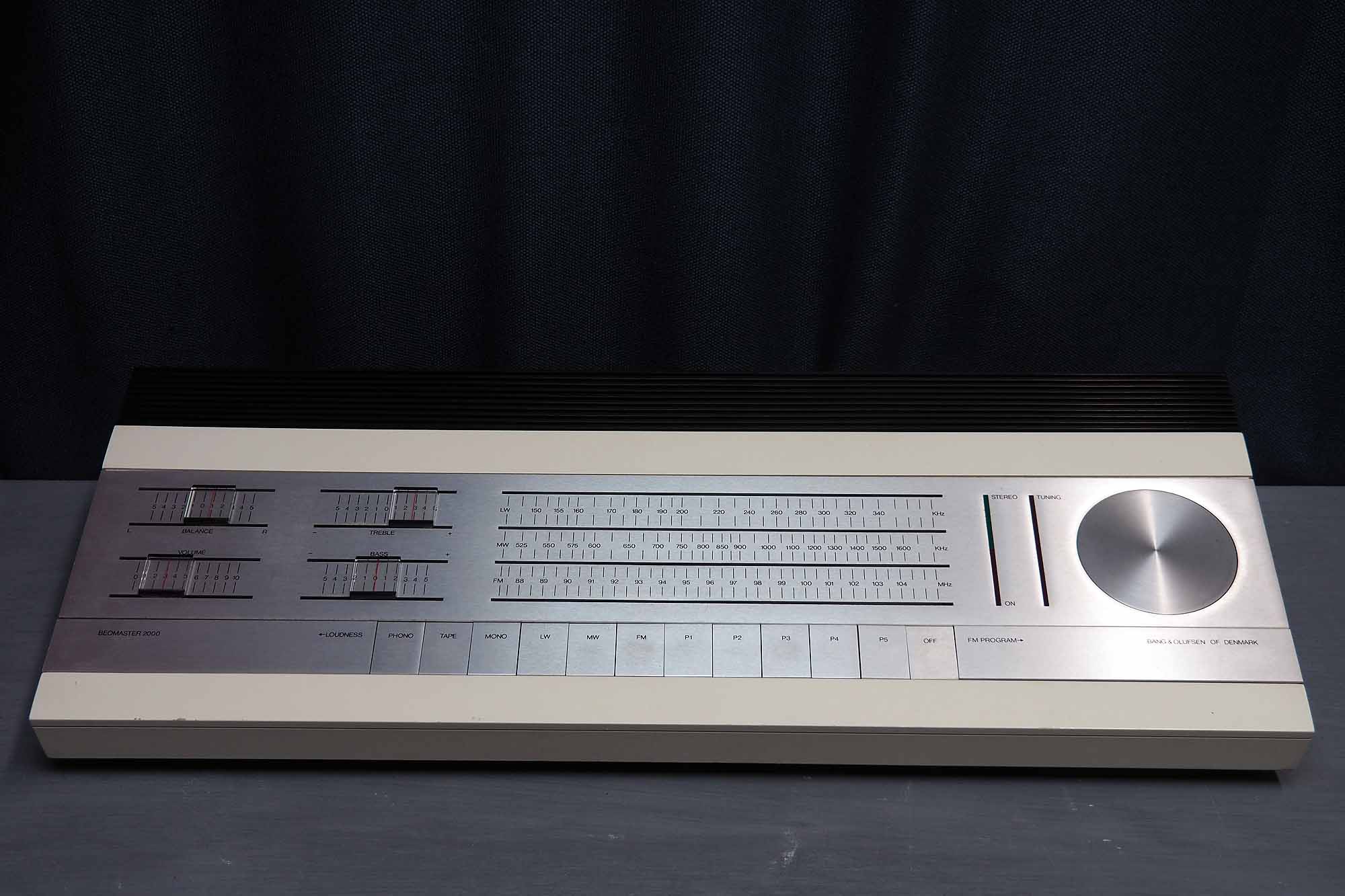 Bang & Olufsen Beomaster 2000 – Classic Audio