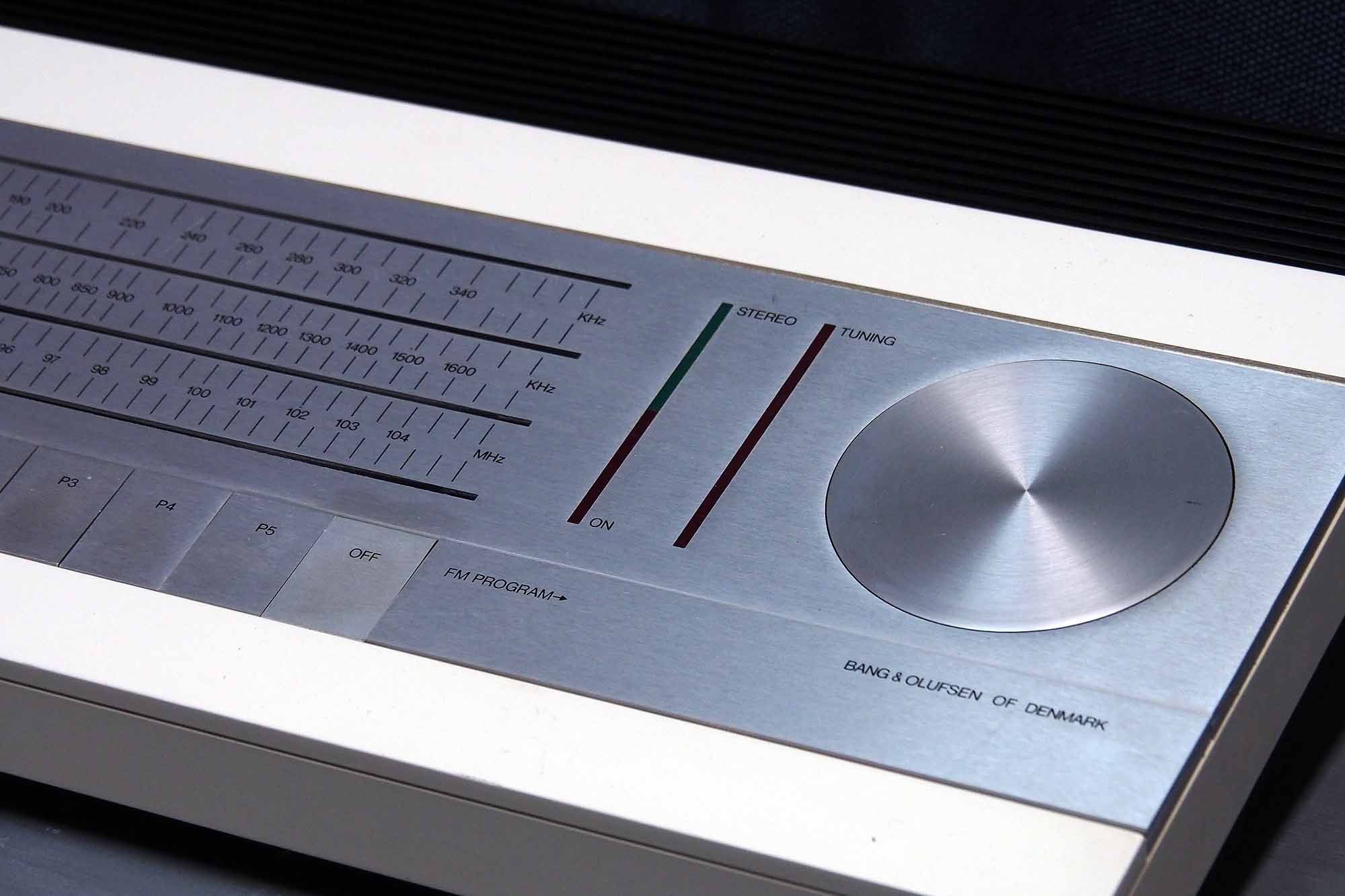 Bang & Olufsen Beomaster 2000 – Classic Audio