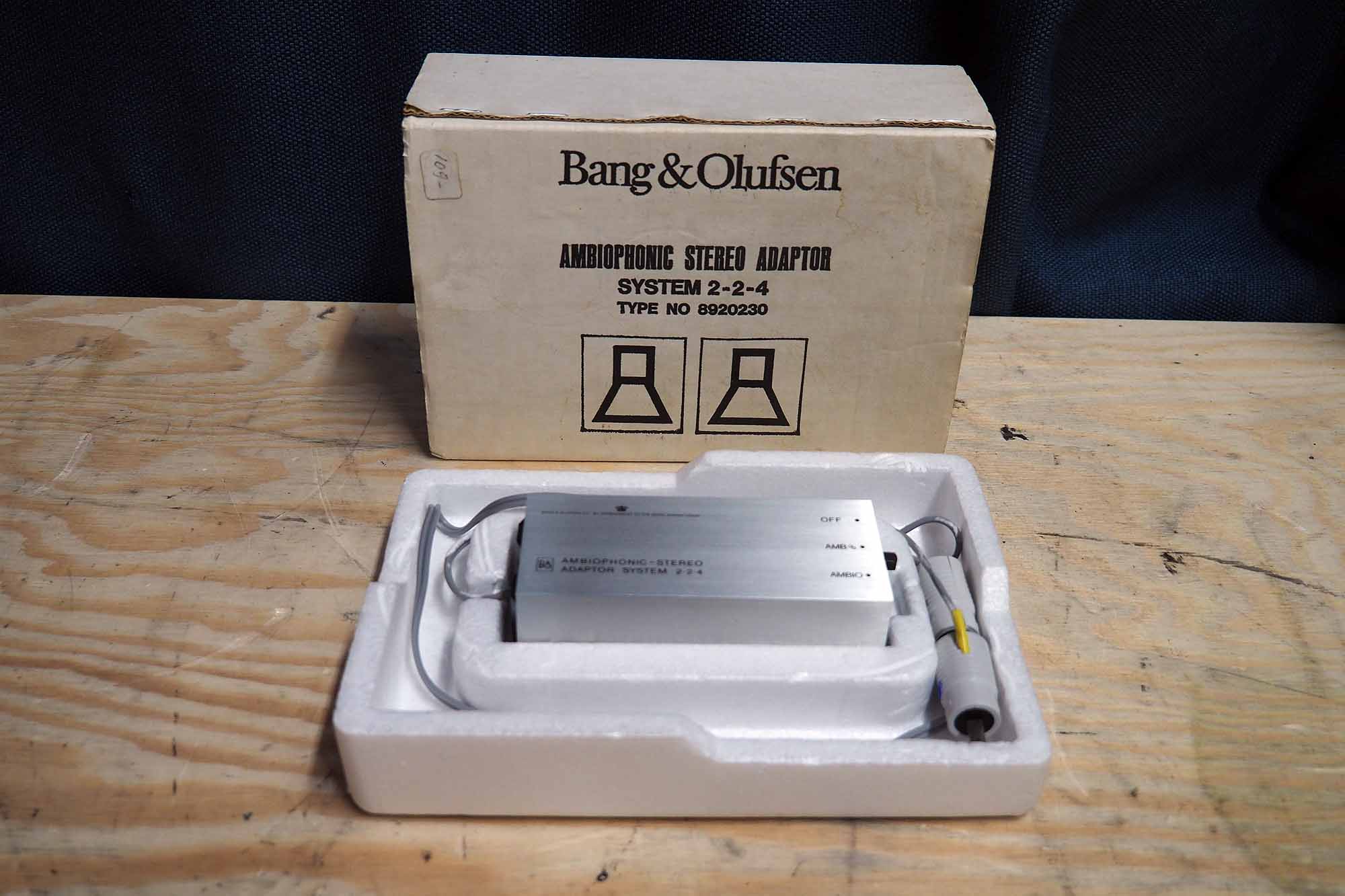 thumbnail image 2 of Bang & Olufsen Vintage Receiver Male DIN Speaker Plugs – Fits Up To 12ga Wire (New) 2 of 4