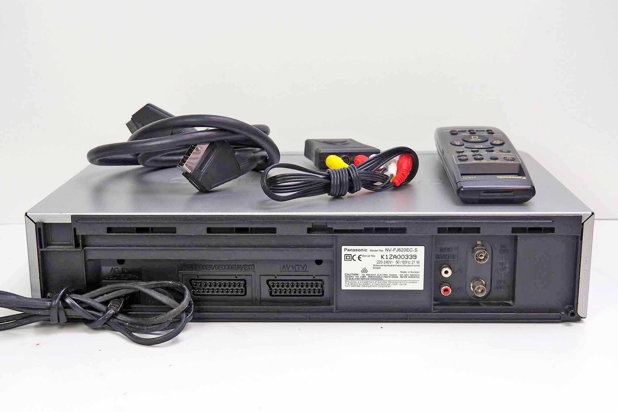 3 Magnétoscopes VHS - Panasonic JVC Grundig 3 Magnétoscopes VHS - Panasonic JVC Grundig