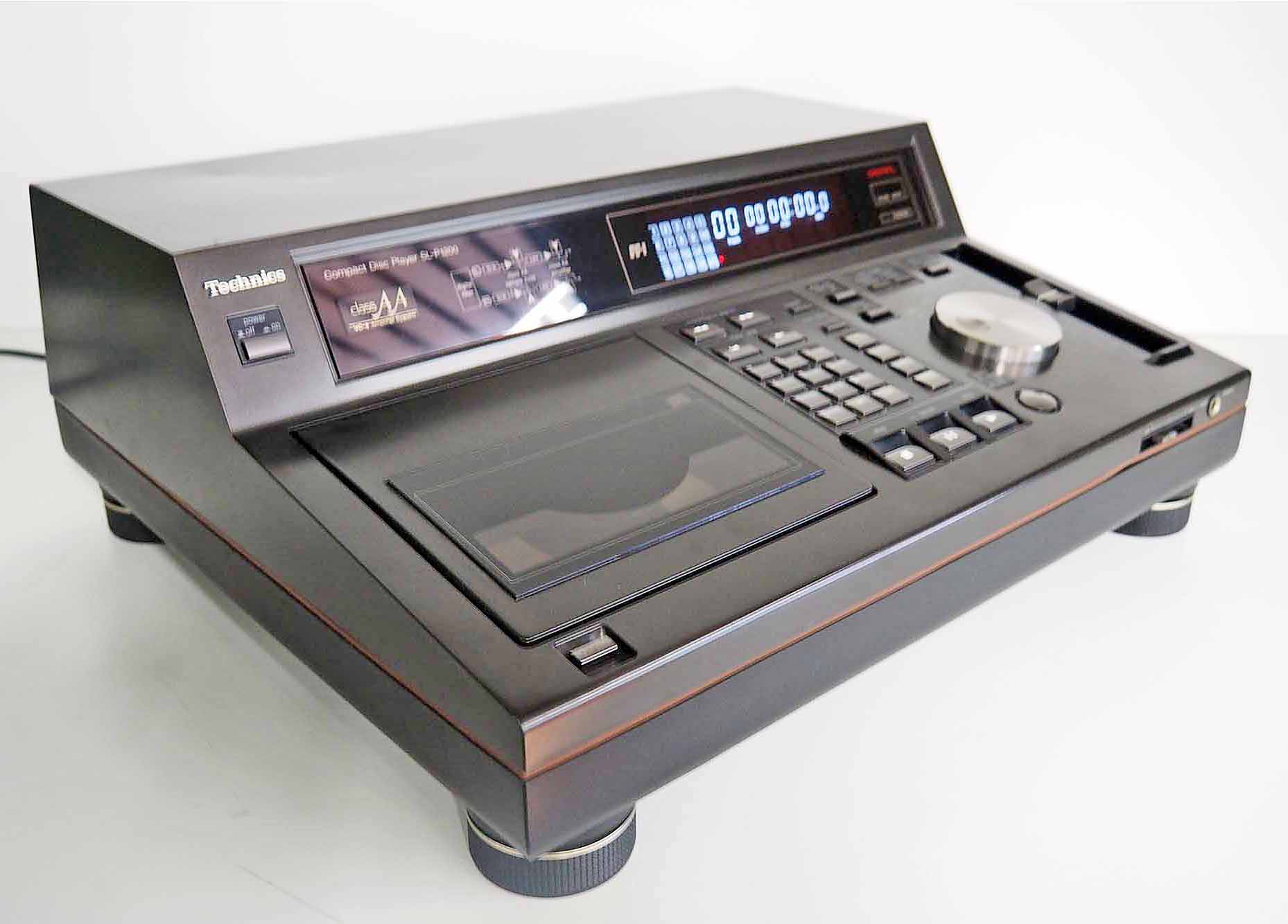 Technics SL-P1200 – Classic Audio